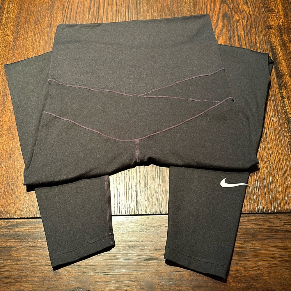 Nike Maternity One High Rise Leggings - size small - Picture 7 of 8